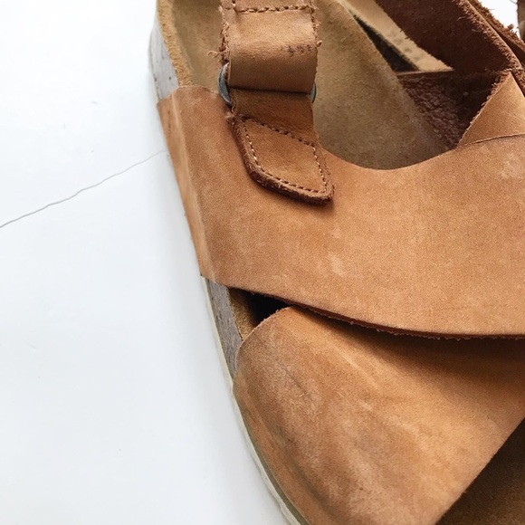 Zara criss cross sandals GUC size 33 (1.5 youth) - Picture 5 of 8